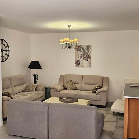 Vila L'Abaca 27 Sainte-Genevieve-les-Gasny Exteriér fotografie